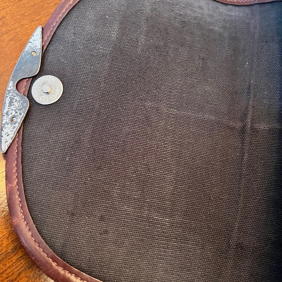 Brighton Collection Vintage Black Leather & Brown Croc-Embossed Crossbody (GUC) - Picture 6 of 11